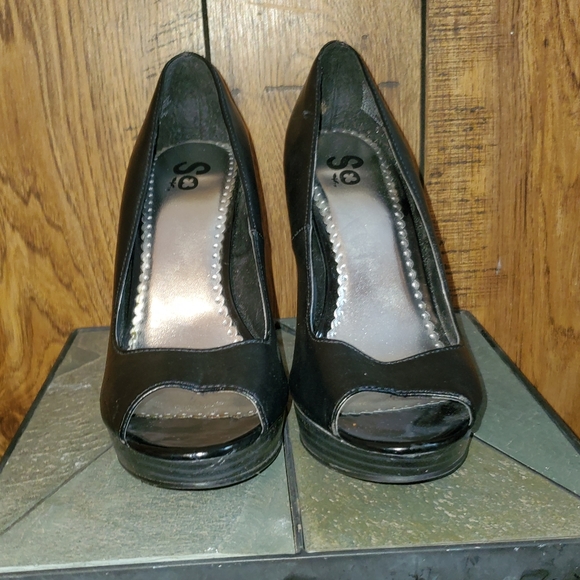 Platform heels with peep toe - Picture 2 of 9